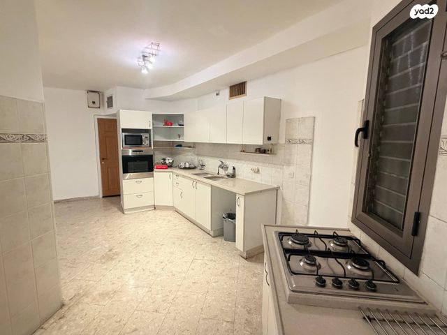 דירה, עוזיאל, רמת גן