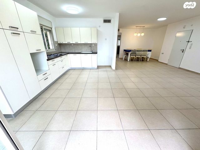 דירה, אלוף הניצחון 17, עליות, רמת גן