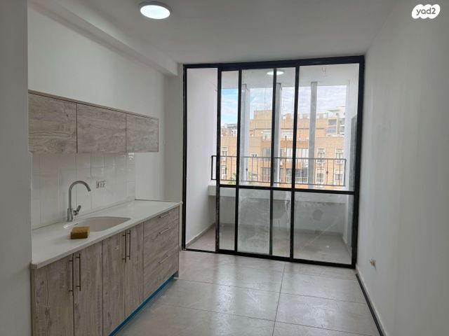 דירה, בורסה, רמת גן