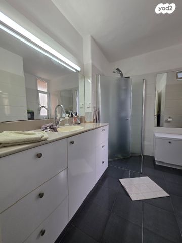 דירה, שדרות ירושלים, קרית ים ב', קרית ים