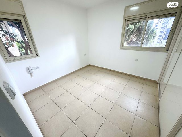 דירה, אלוף הניצחון 17, עליות, רמת גן