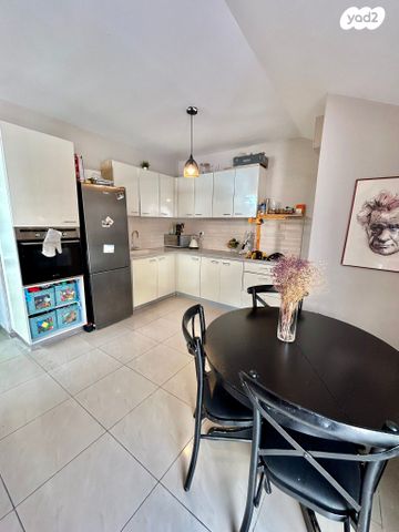 גג/ פנטהאוז, עלמא, ירושלים