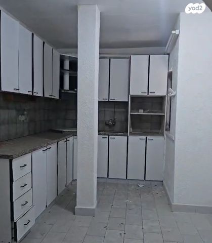 דירה, שדרות חיים וייצמן, צפון מזרח מרכז העיר, נתניה