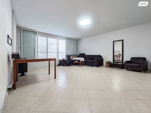 יוסף אהרונוביץ' 