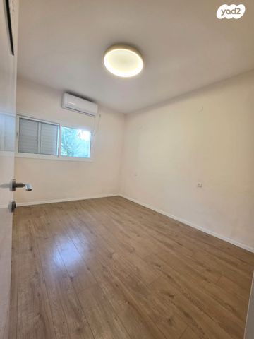 דירה, הרצפלד, נאות רחל, חולון