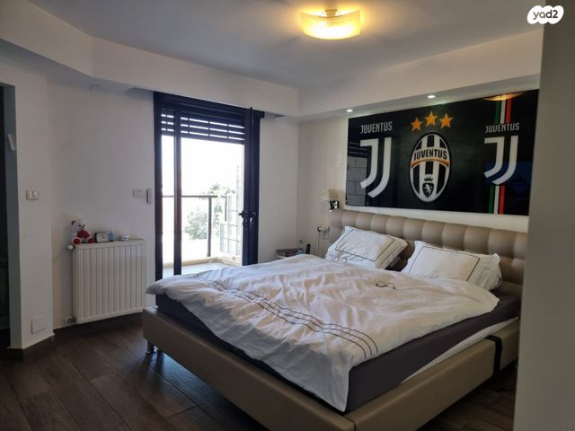 דו משפחתי, הר כתרון 30, הר כתרון, צור הדסה