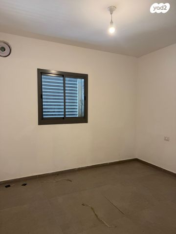 דירה, שדרות גת, הפרחים, קרית גת