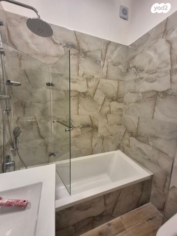 דירה, נחלאות, שערי חסד, ירושלים