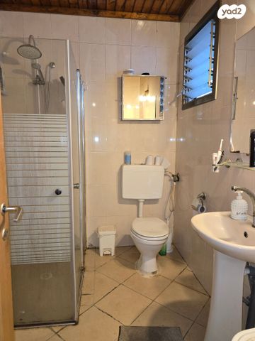 בית פרטי/ קוטג', רינתיה