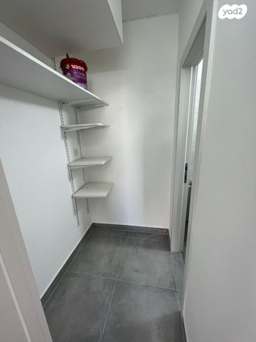 דירה, חיל הצנחנים, נווה חוף, ראשון לציון