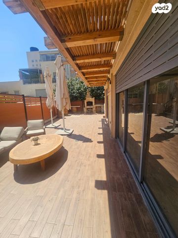 דופלקס, האתרוג 17, תל אביב יפו