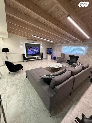 בית פרטי/ קוטג', הארזים 3, גבעת שרת, בית שמש