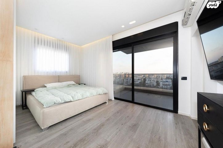 גג/ פנטהאוז, מיש"ר, קרית הלאום, ראשון לציון