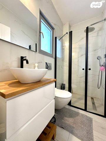 דירה, ביאליק, מרכז, קרית עבודה, חולון