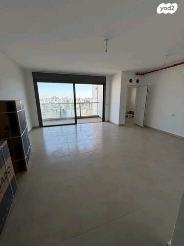 דירה, ביאליק, מרכז, קרית עבודה, חולון