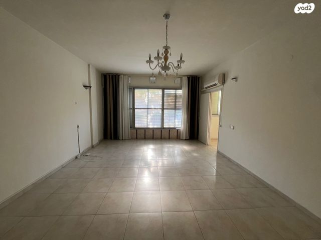 דירה, שדרות ירושלים, מרכז העיר דרום, נתניה