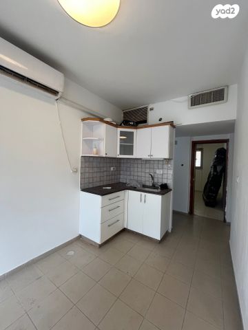 דירה, כפר גלעדי, פלורנטין, תל אביב יפו