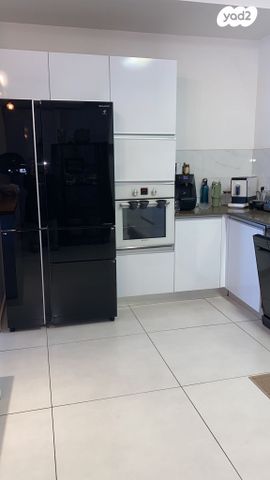 דירה, שדרות ירושלים 16, הקריה מע"ר, אשדוד