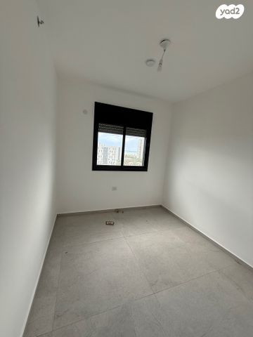 דירה, הכלניות 20, טירת כרמל