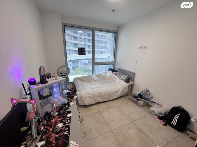 דירה, גרציאני יצחק, גני שרונה, קרית הממשלה, תל אביב יפו