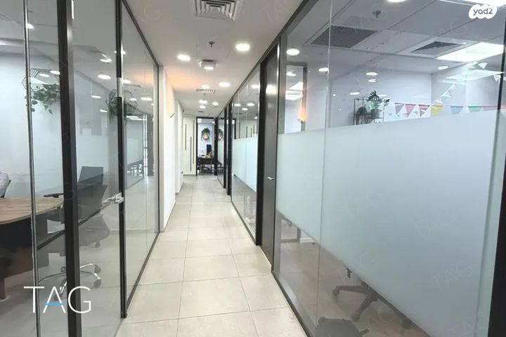 משרדים, יגאל אלון 94, תל אביב יפו