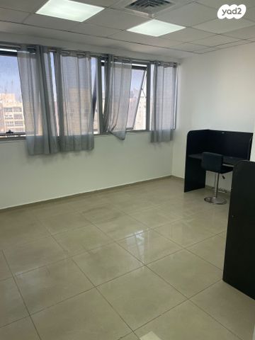 משרדים, שדרות ירושלים 18, הקריה מע"ר, אשדוד