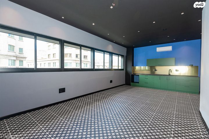 משרדים, הנמל 27, שער פלמר, תחנת רכבת השמונה, חיפה