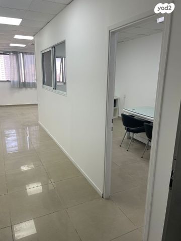 משרדים, שדרות ירושלים 18, הקריה מע"ר, אשדוד