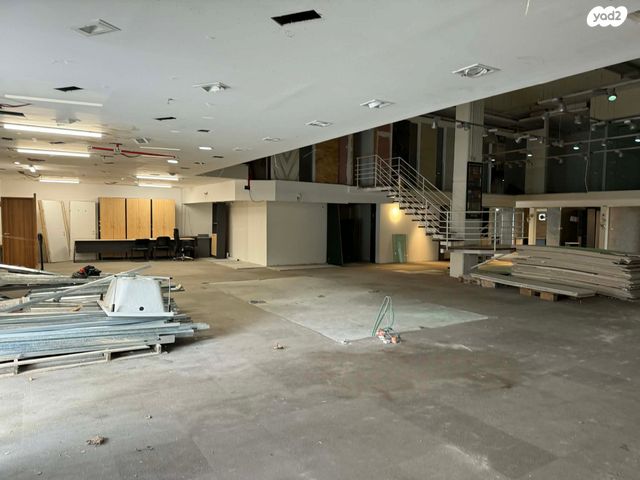 אולמות, חיפה