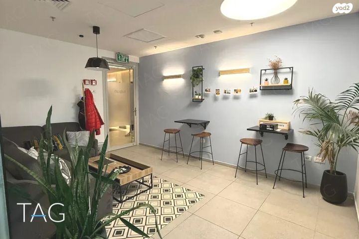 משרדים, יגאל אלון 94, תל אביב יפו