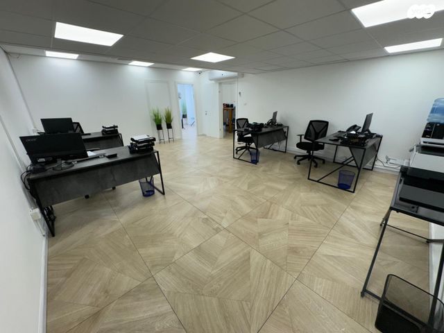 משרדים, העצמאות 59, אברמסקי, קרית אתא