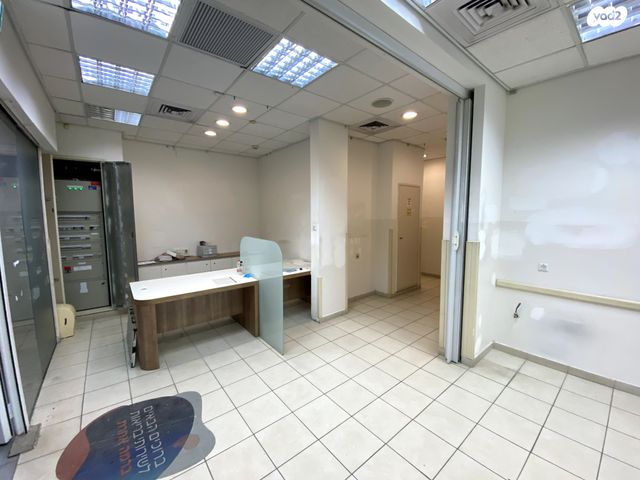 חנויות/ שטח מסחרי, ויצמן 42, מרכז, כפר סבא