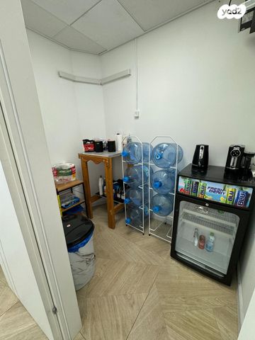 משרדים, העצמאות 59, אברמסקי, קרית אתא