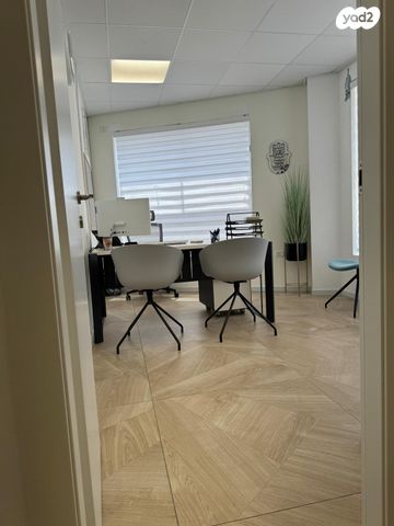 חנויות/ שטח מסחרי, העצמאות 59, אברמסקי, קרית אתא