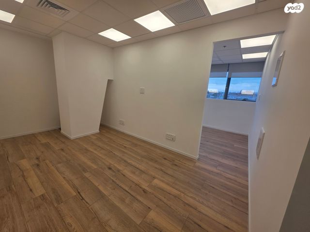 משרדים, האורגים 11, קרית איתנים, אשדוד