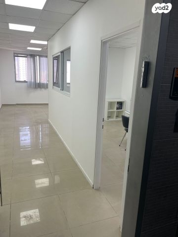 משרדים, שדרות ירושלים 18, הקריה מע"ר, אשדוד