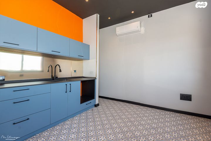 משרדים, הנמל 27, שער פלמר, תחנת רכבת השמונה, חיפה