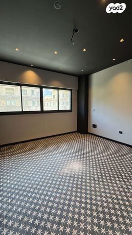 משרדים, הנמל 27, שער פלמר, תחנת רכבת השמונה, חיפה