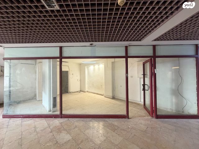 חנויות/ שטח מסחרי, סמילנסקי, מרכז העיר דרום, נתניה