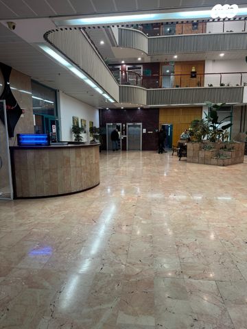 משרדים, יגאל אלון, תל אביב יפו