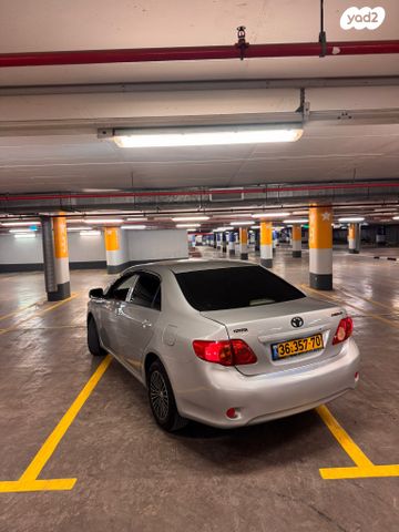 טויוטה קורולה