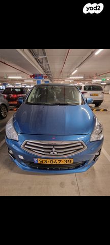 מיצובישי אטראז'