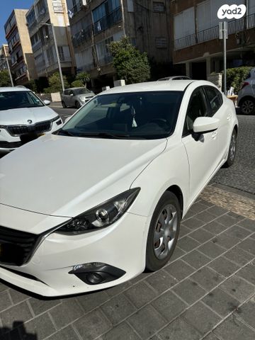 מודעת רכב מאזדה 3