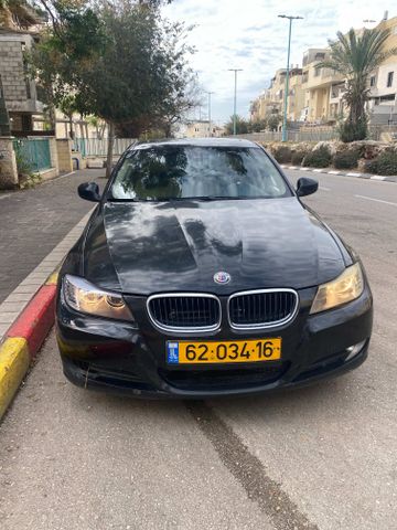 מודעת רכב ב מ וו סדרה 3