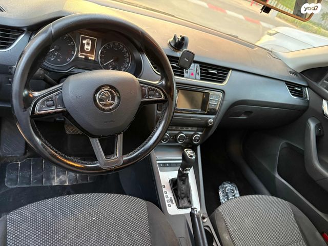 סקודה אוקטביה 