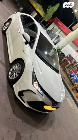 טויוטה קורולה