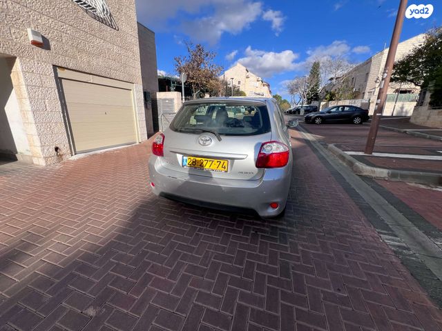 טויוטה אוריס