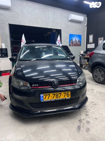 פולקסווגן פולו 