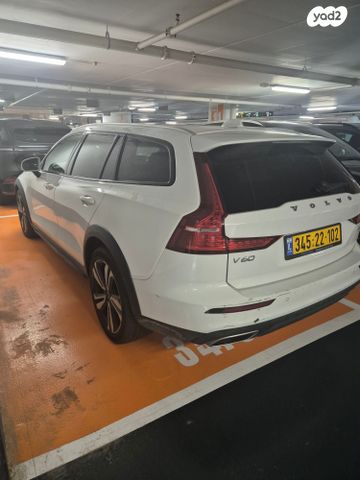 וולוו V60