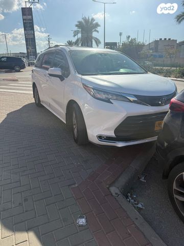 טויוטה סיינה